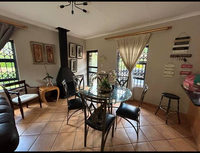 3 BEDROOM PROPERTY TO RENT IN KOSMOSDAL